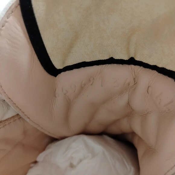 Gucci Boots Women Whites PVC mon-687-092125 - Picture 8 of 9